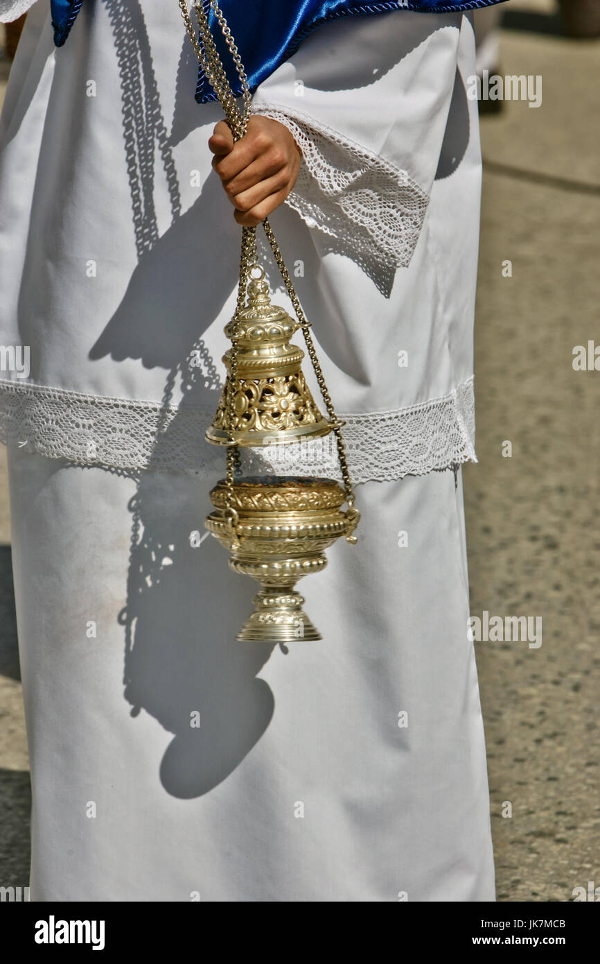 Altar boy incense hires stock photography and images Alamy