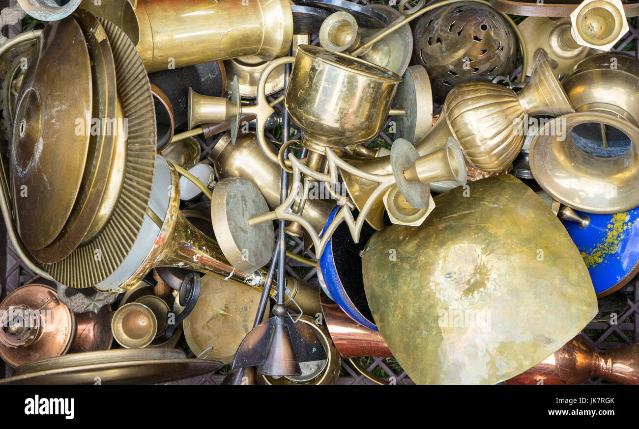 Brass objects hi-res stock photography and images - Alamy