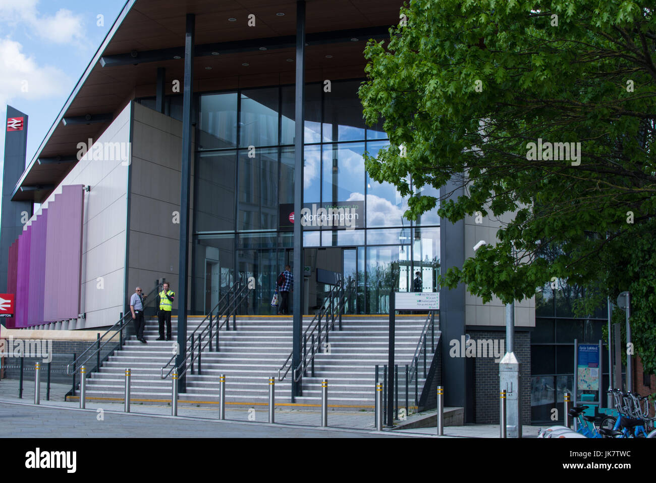 Northampton train station front entrance Stock Photo Alamy