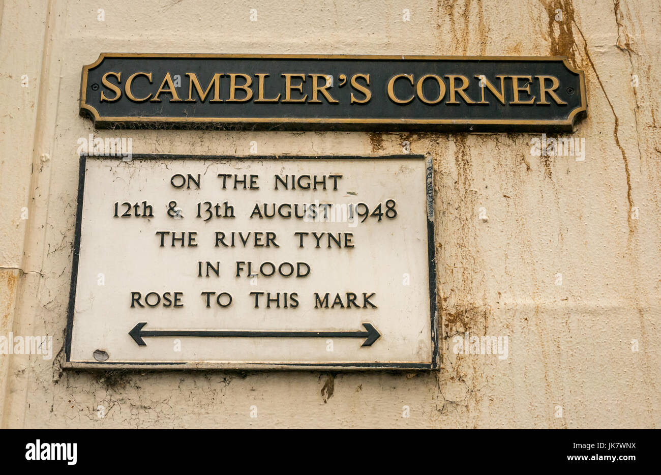 Information sign at Scambler's Corner, Haddington, Scotland, UK, indicating flood height in August 1948 when River Tyne flooded Stock Photo