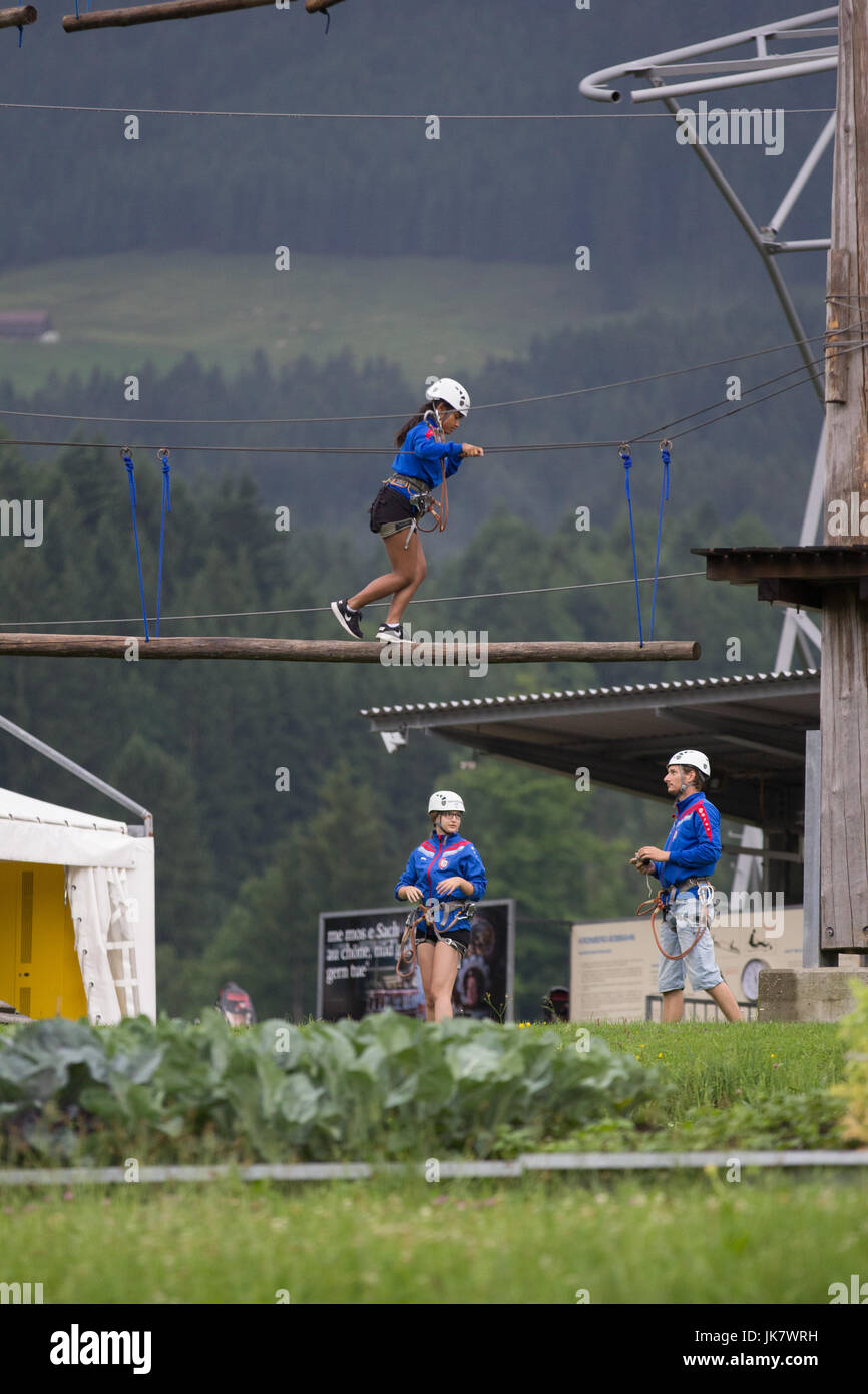 Youth on confidence course Stock Photo