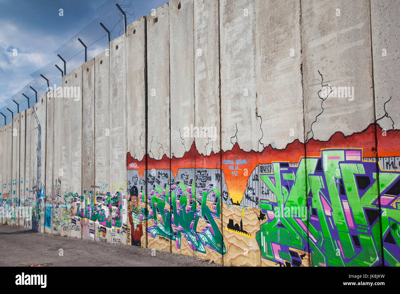Israel, West Bank, Bethlehem, Israelibuilt West Bank Wall surrounding