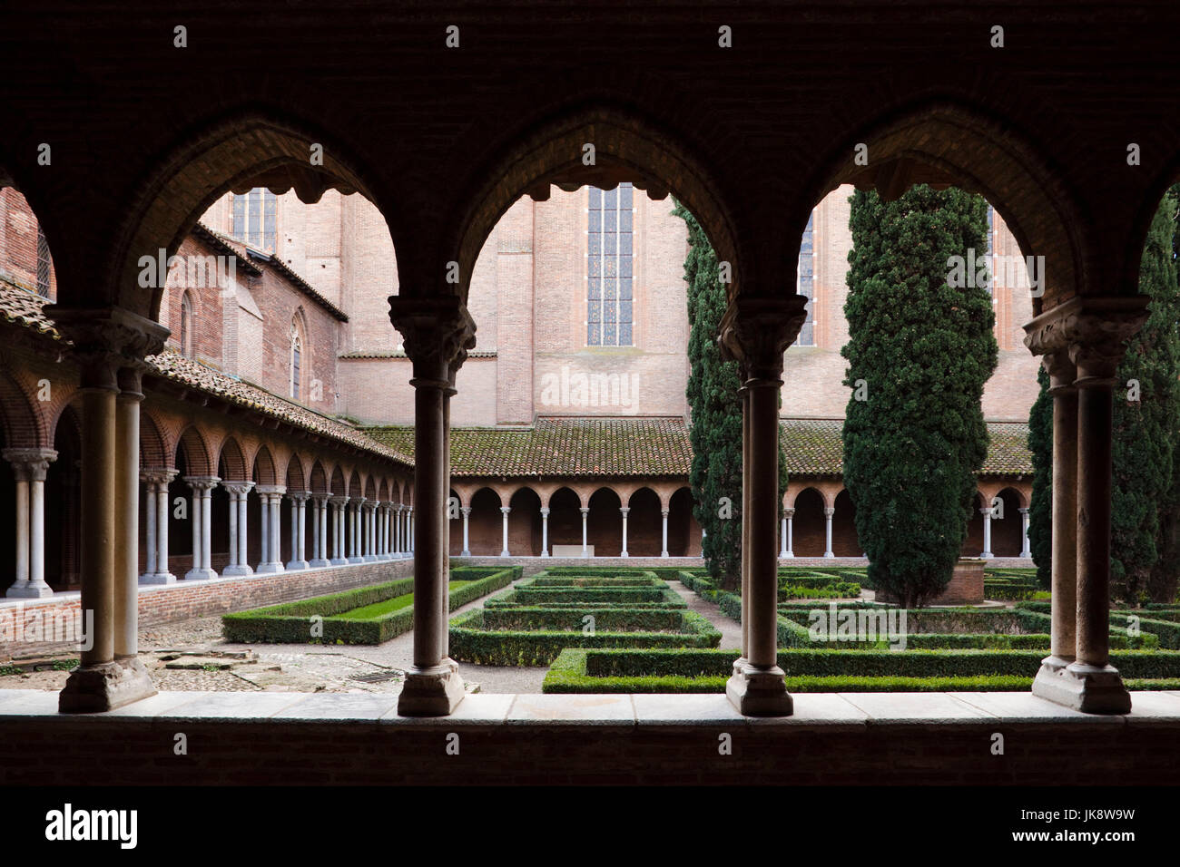 France, Midi-Pyrenees Region, Haute-Garonne Department, Toulouse, Eglise des Jacobins, Mother Church of the Dominican Order, resting place of Saint Thomas Aquinas, 1225-1274, founder of the order, Cloitre des Jacobins cloister Stock Photo