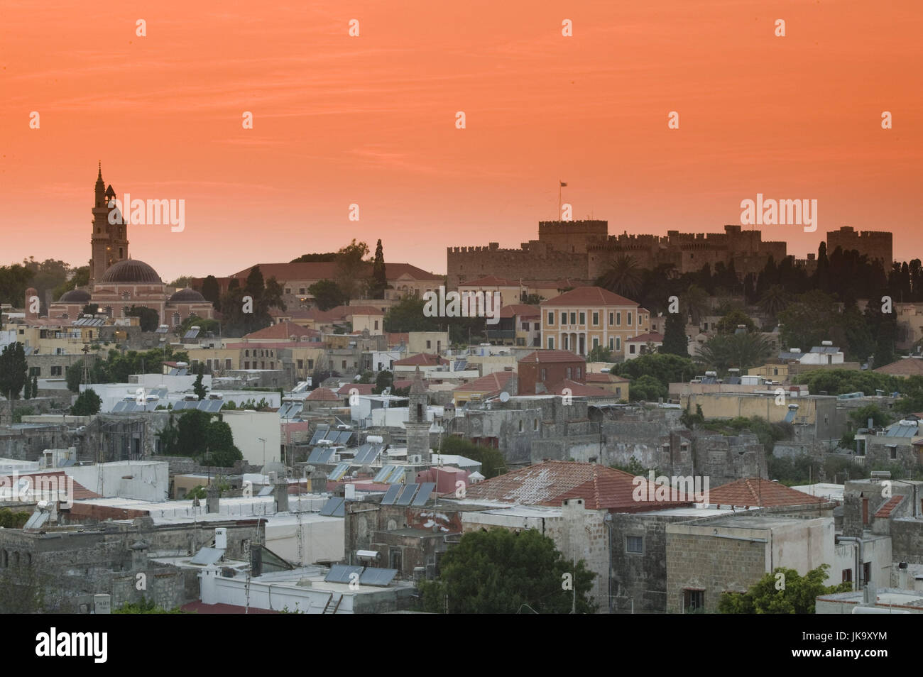 Griechenland, Rhodos, Rhodos-Stadt, Altstadt, Großmeisterpalast, Dämmerung, Stock Photo