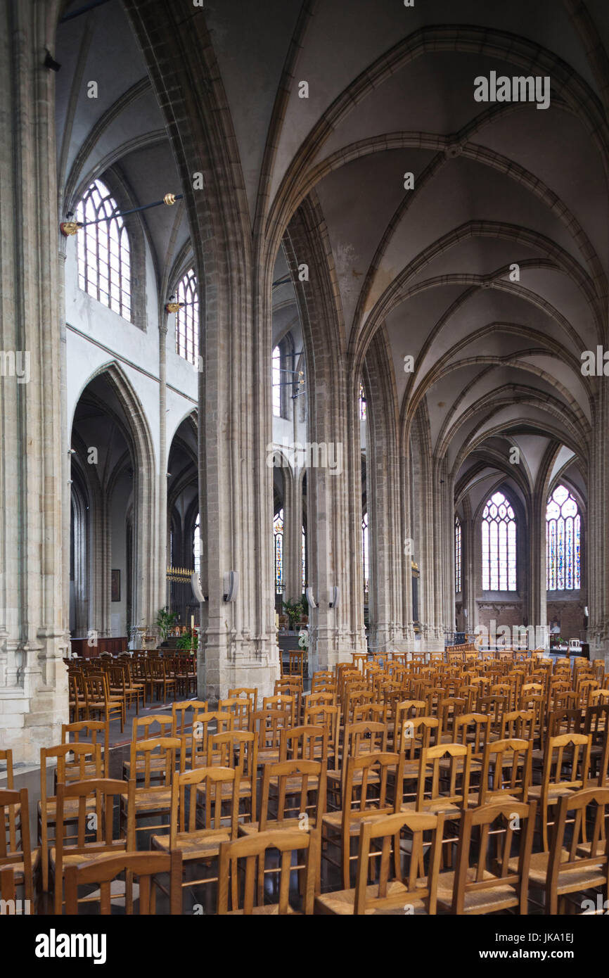 Eglise st eloi church hires stock photography and images Alamy