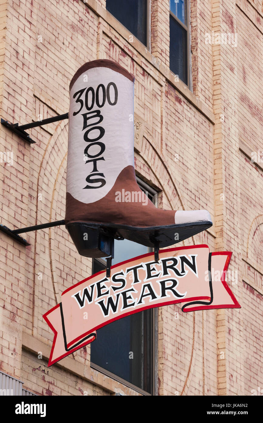 USA, South Dakota, Mitchell, Western Wear store and boot sign Stock Photo