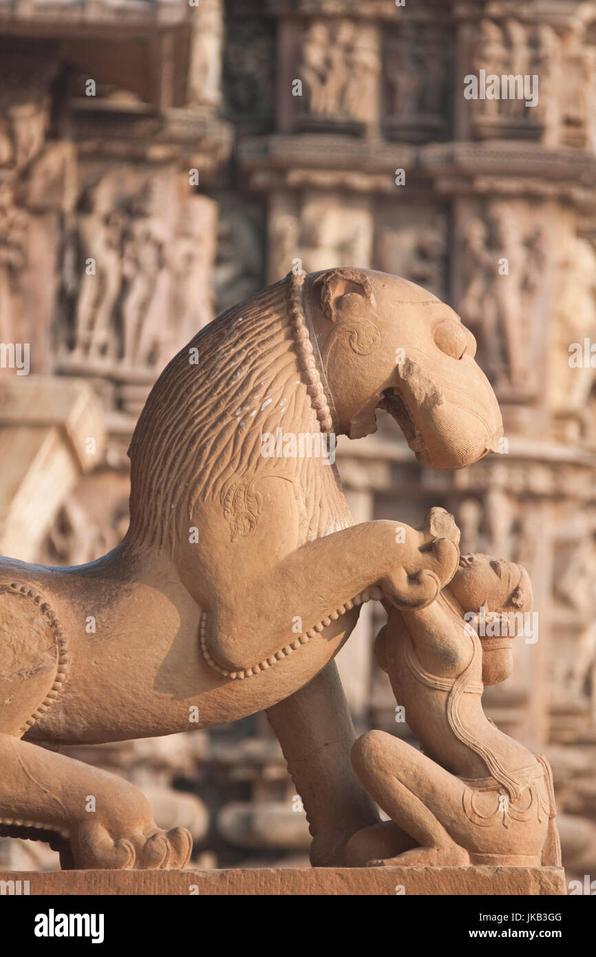Sculptures of a mythical lion and woman at the Kandariya Mahadeva Hindu Temple at Khajuraho, Madhya Pradesh, India. 11th Century AD. Stock Photo