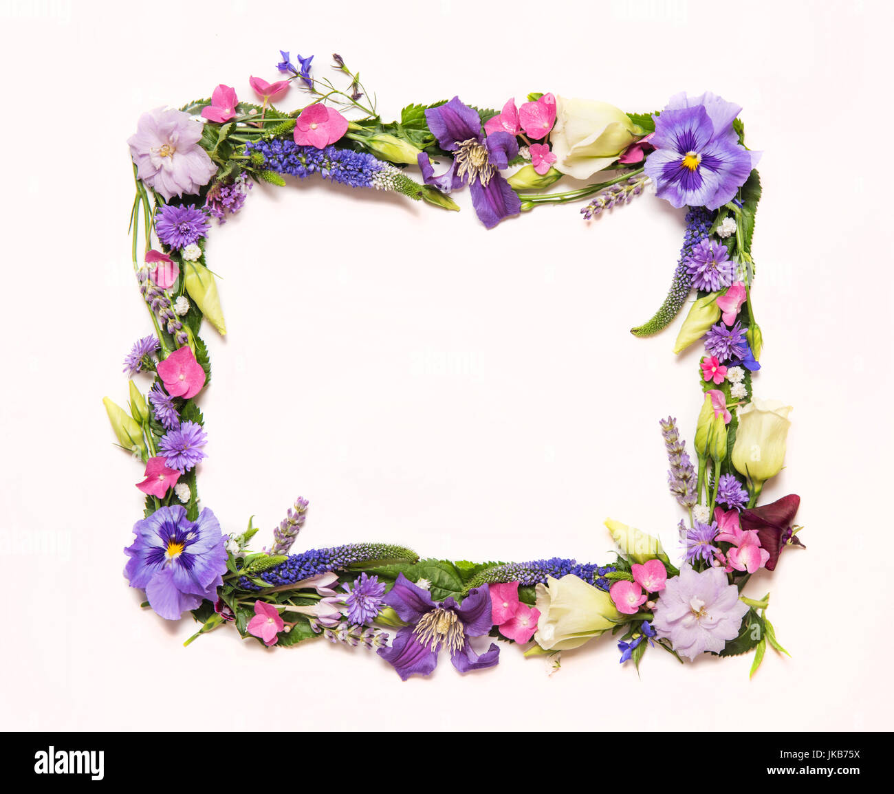 Real flower frame hi-res stock photography and images - Alamy