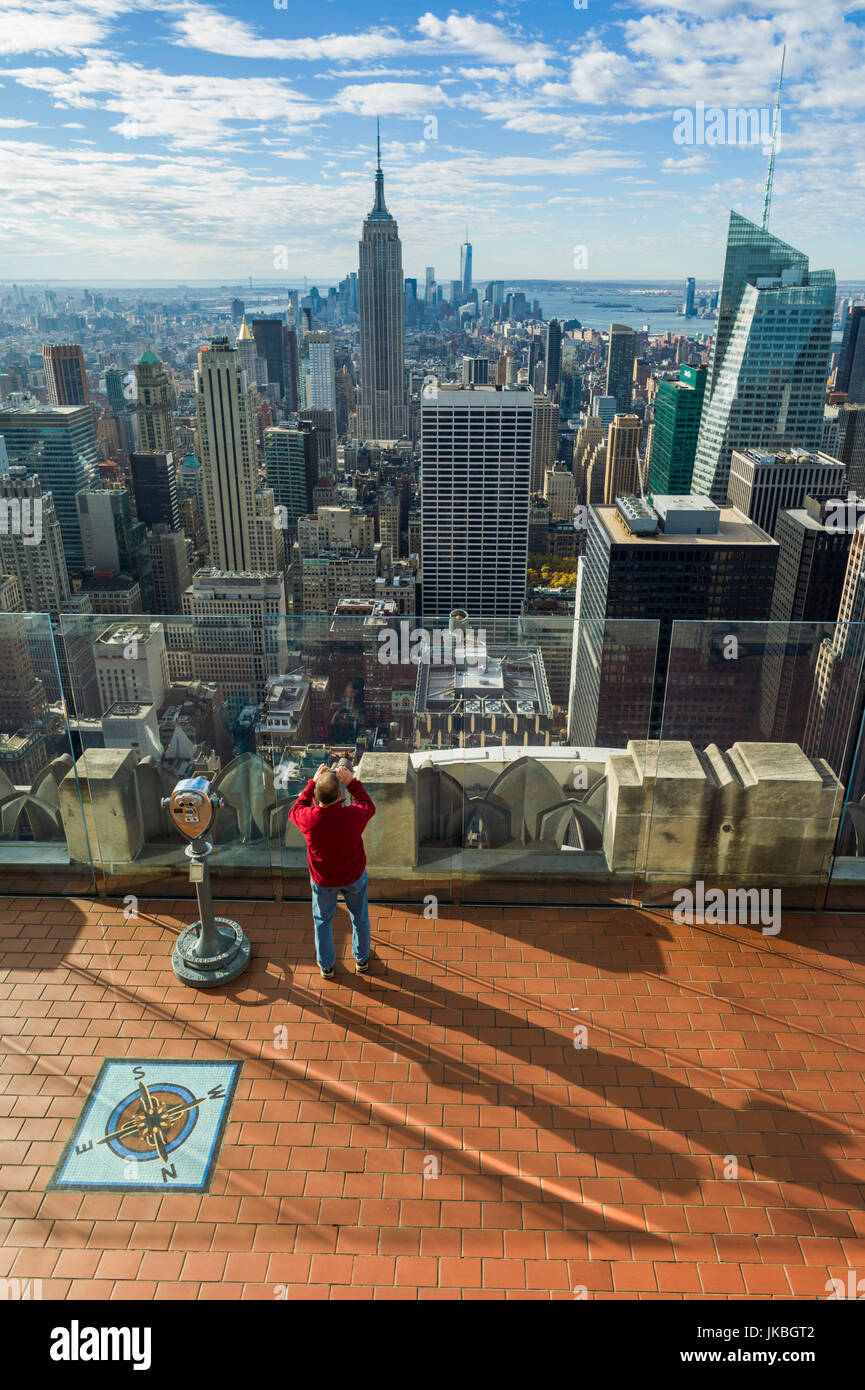 USA, New York, New York City, Manhattan view from atop the 30 Rock viewning Platform Stock Photo