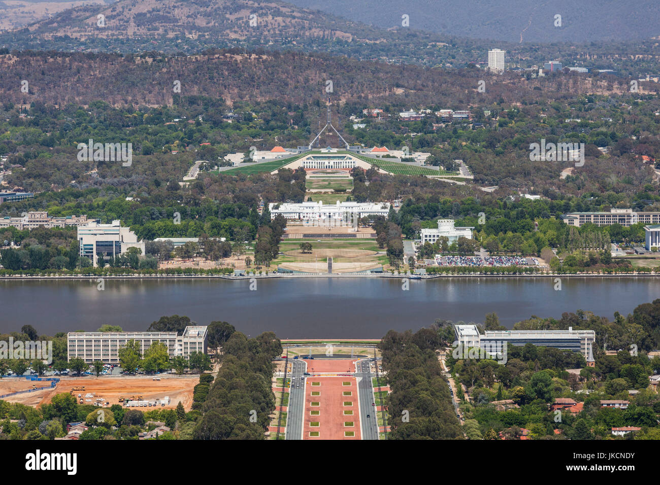 Parliament house from mount ainslie hi-res stock photography and images ...