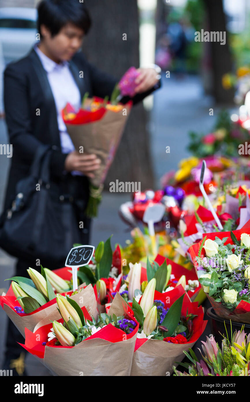 Australia, Victoria, VIC, Melbourne, Swanston Street, flower shop Stock Photo Alamy