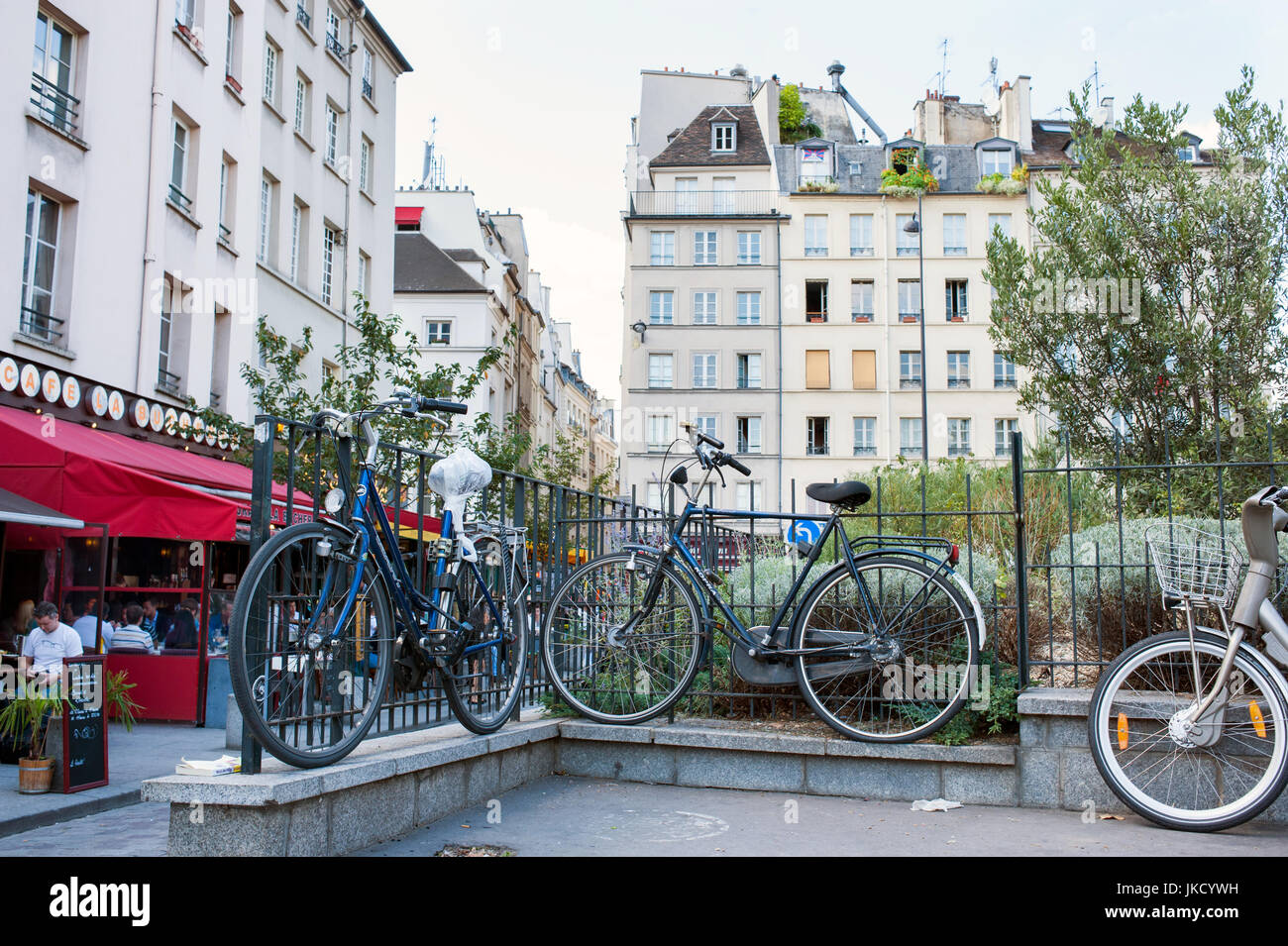 Paris, France Bikes in left bank Stock Photo Alamy