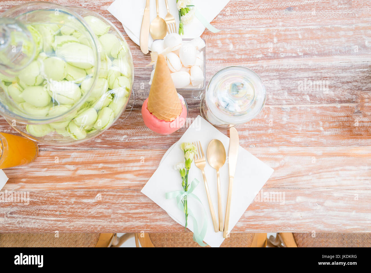 Fine dining table setting top view hires stock photography and images