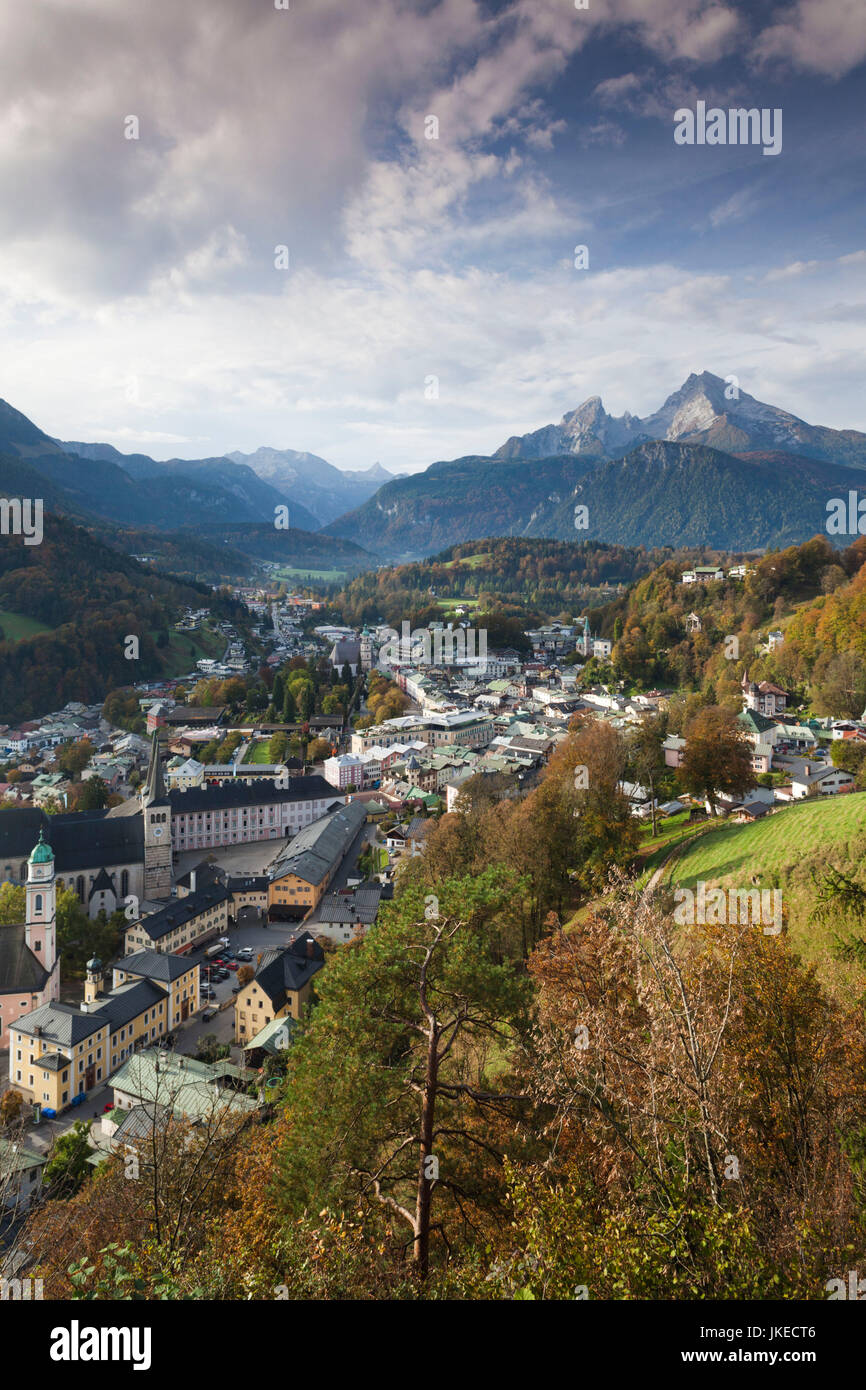 Germany, Bavaria, Berchtesgaden, elevated town view with Watzmann Mountain (el. 2713 meters) Stock Photo