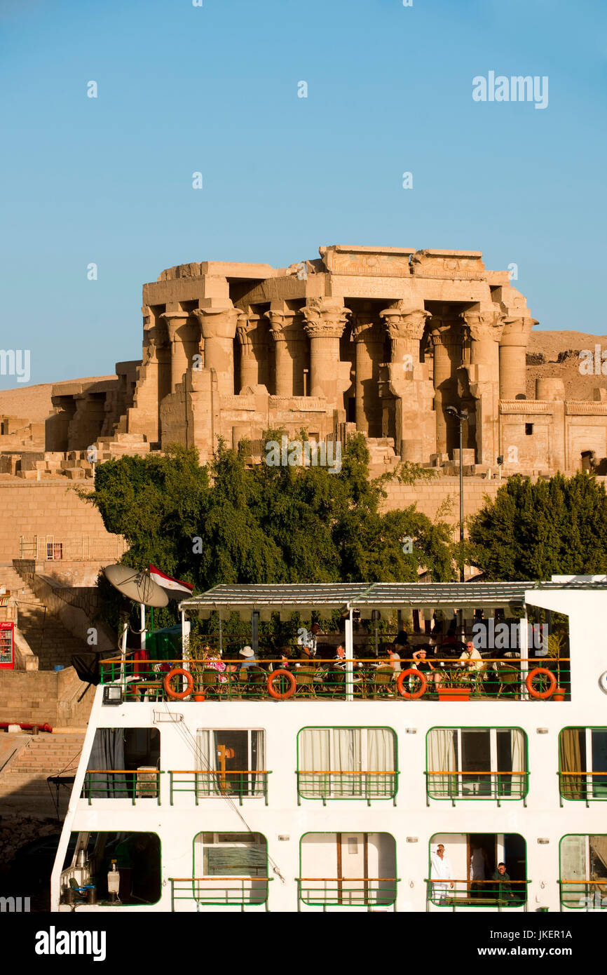 Aegypten, Kom Ombo (Kum Umbu), Doppeltempel von Kom Ombo Stock Photo