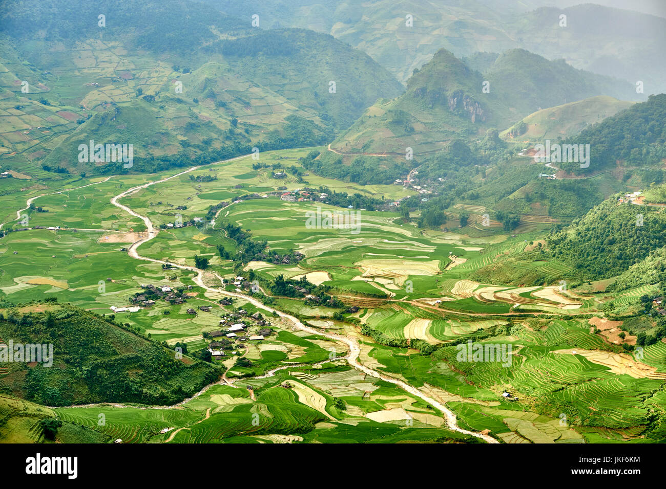 Village scenario hi-res stock photography and images - Alamy
