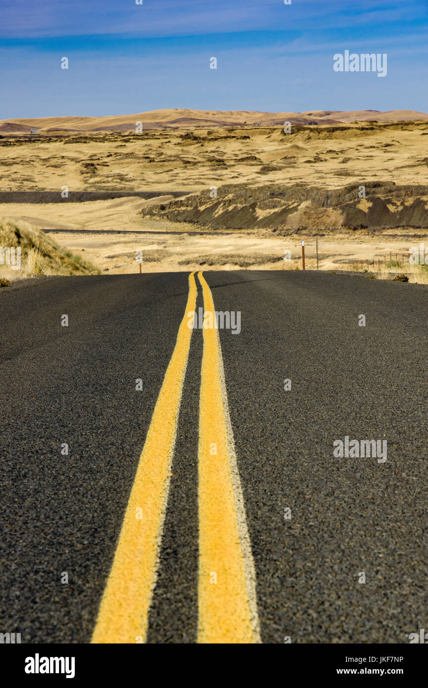Roadway lines hires stock photography and images Alamy