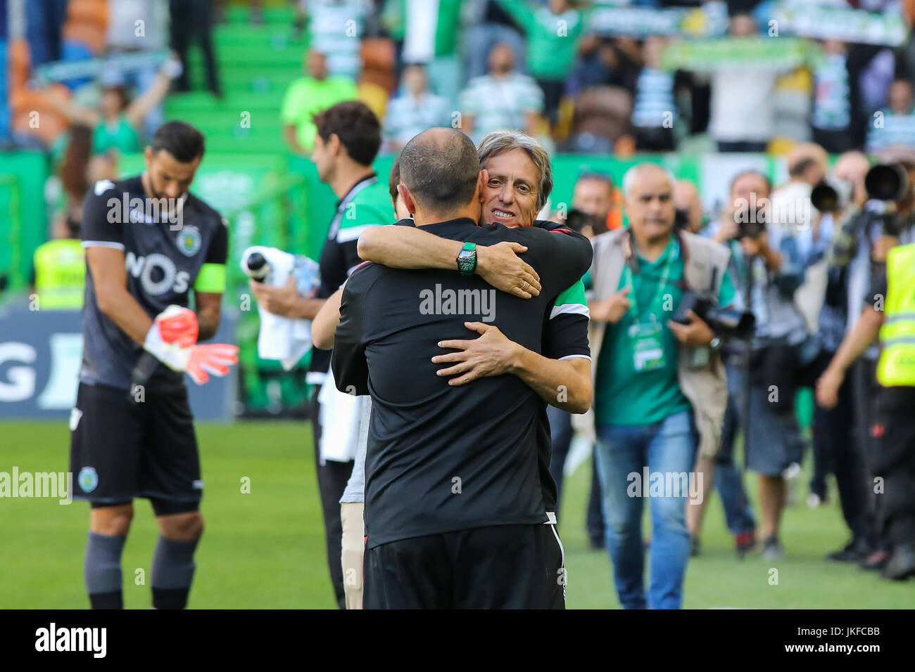 Lisbon, Portugal. 22nd July, 2017. Sporting«s head coach Jorge Jesus from Portugal and Monaco«s head coach Leonardo Jardim from Portugal during the Pre-season Friendly match between Sporting CP and AS Monaco at Estadio Jose Alvalade on July 22, 2017 in Lisbon, Portugal.. Credit: Bruno Barros/Alamy Live News Stock Photo