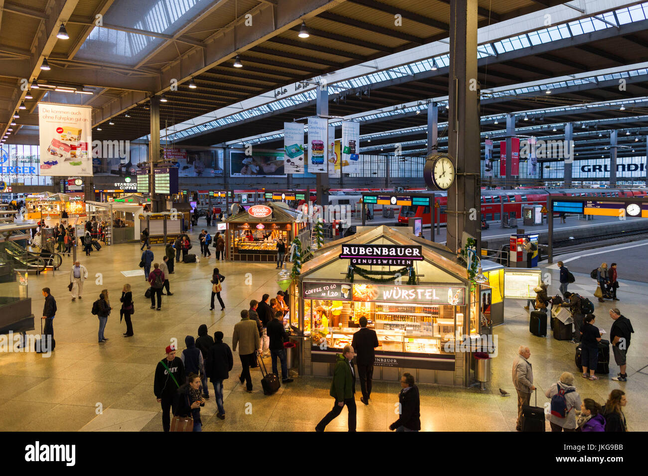 Germany, Bavaria, Munich, Hauptbahnhof, Main Train Station, interior Stock  Photo - Alamy