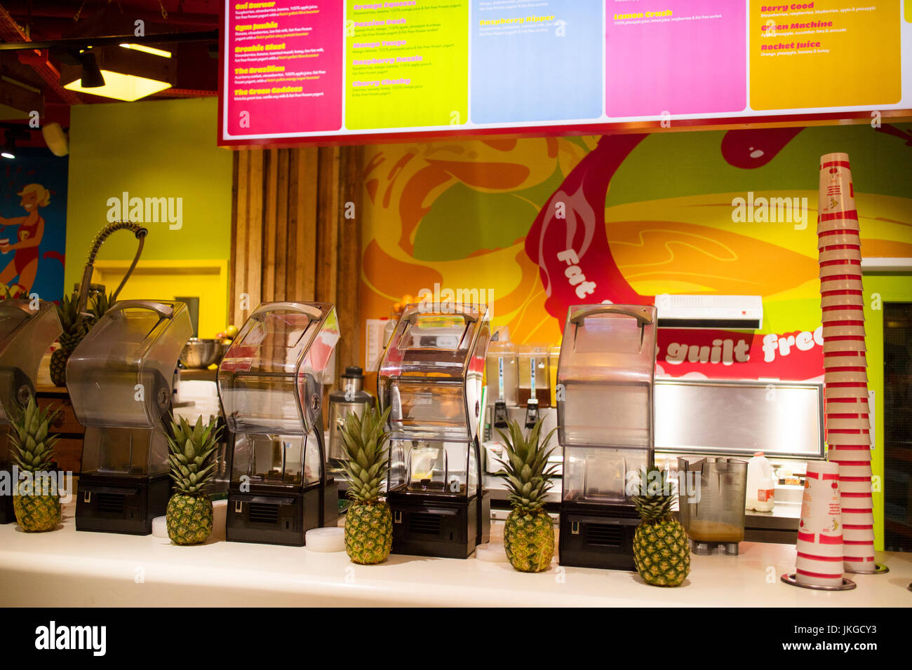 Fuel juice bar hires stock photography and images Alamy