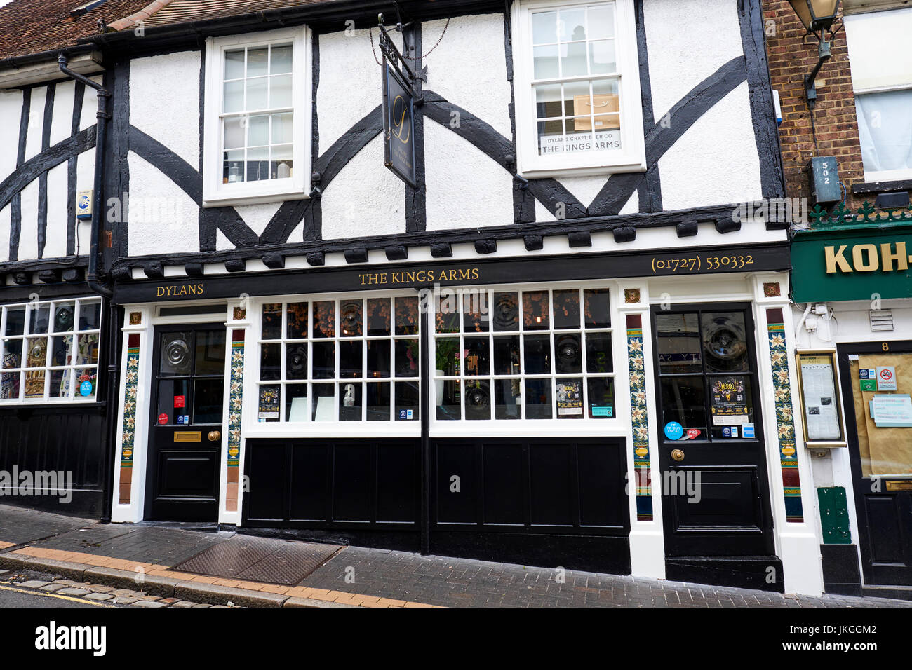 The Dylans Kings Arms Public House, George Street, St Albans, Hertfordshire, UK Stock Photo