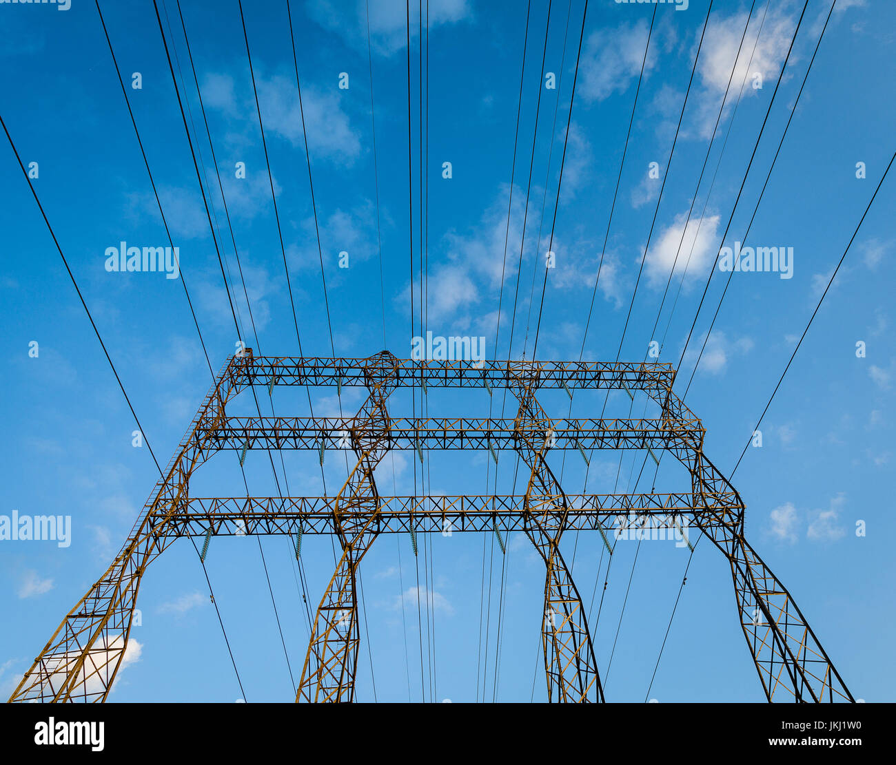 Power line transmission tower hi-res stock photography and images - Alamy