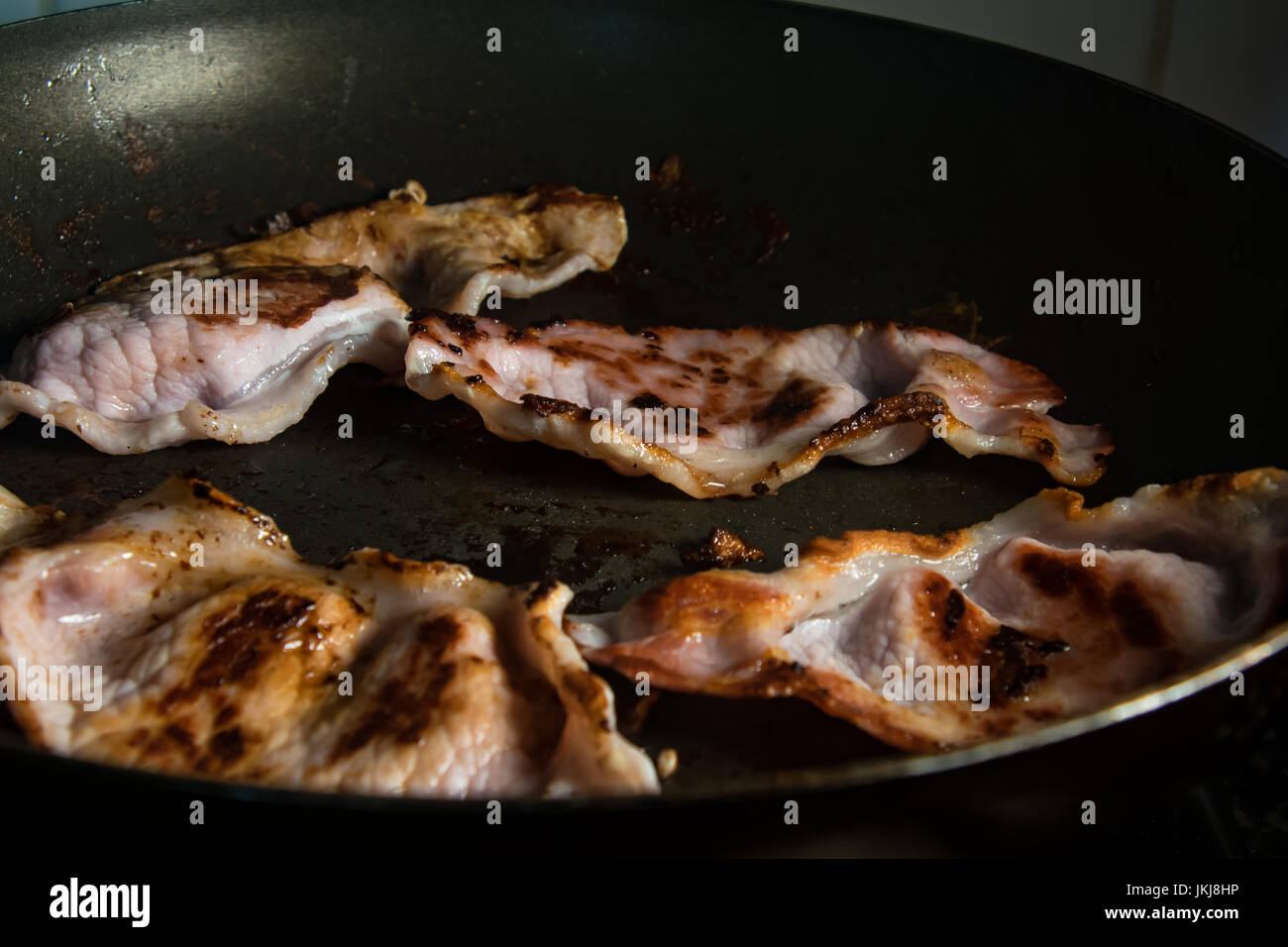 Fried in a dry frying pan hires stock photography and images Alamy