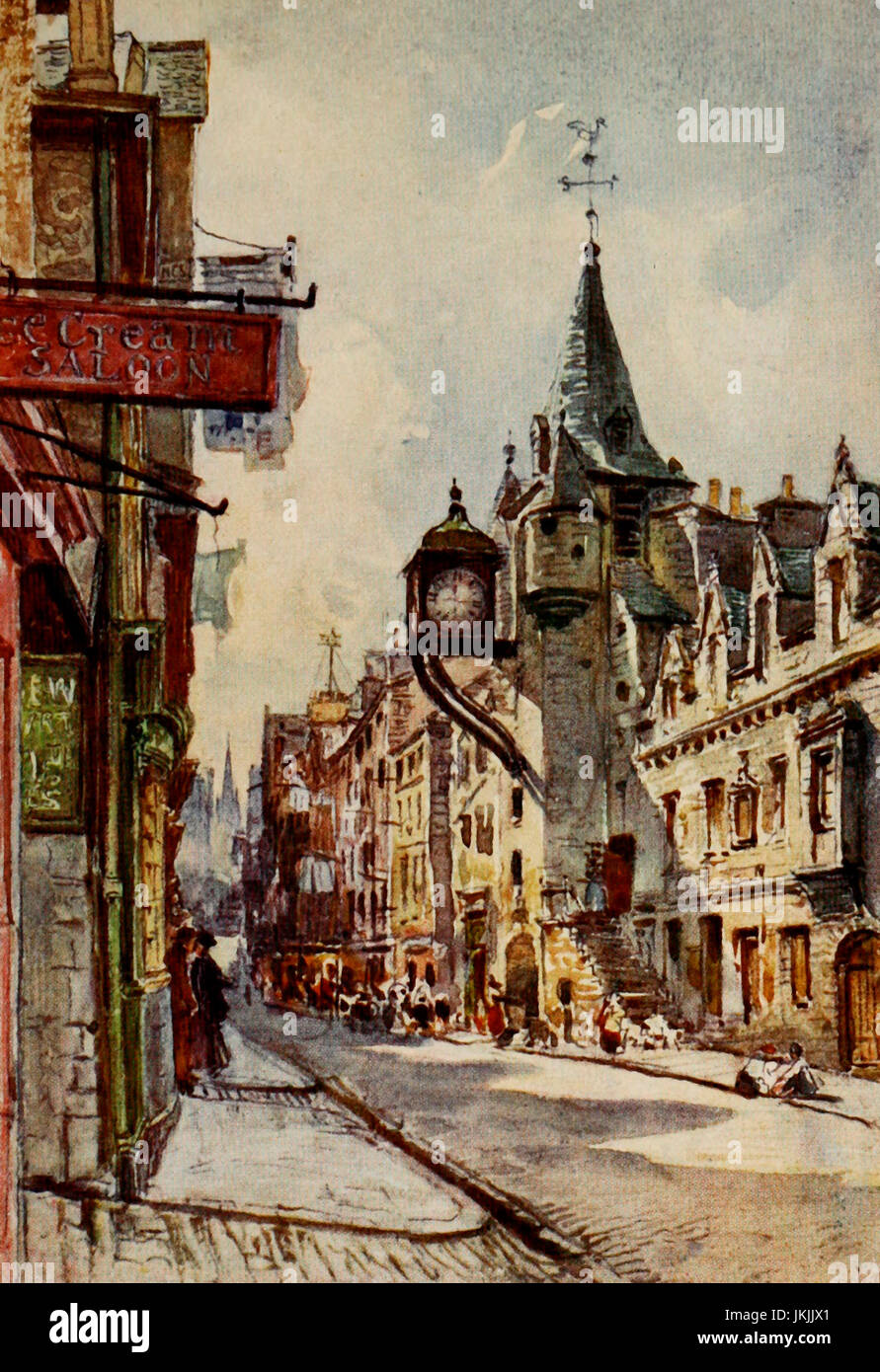 The Canongate Tolbooth, looking west - Edinburgh, Scotland, circa 1905 Stock Photo