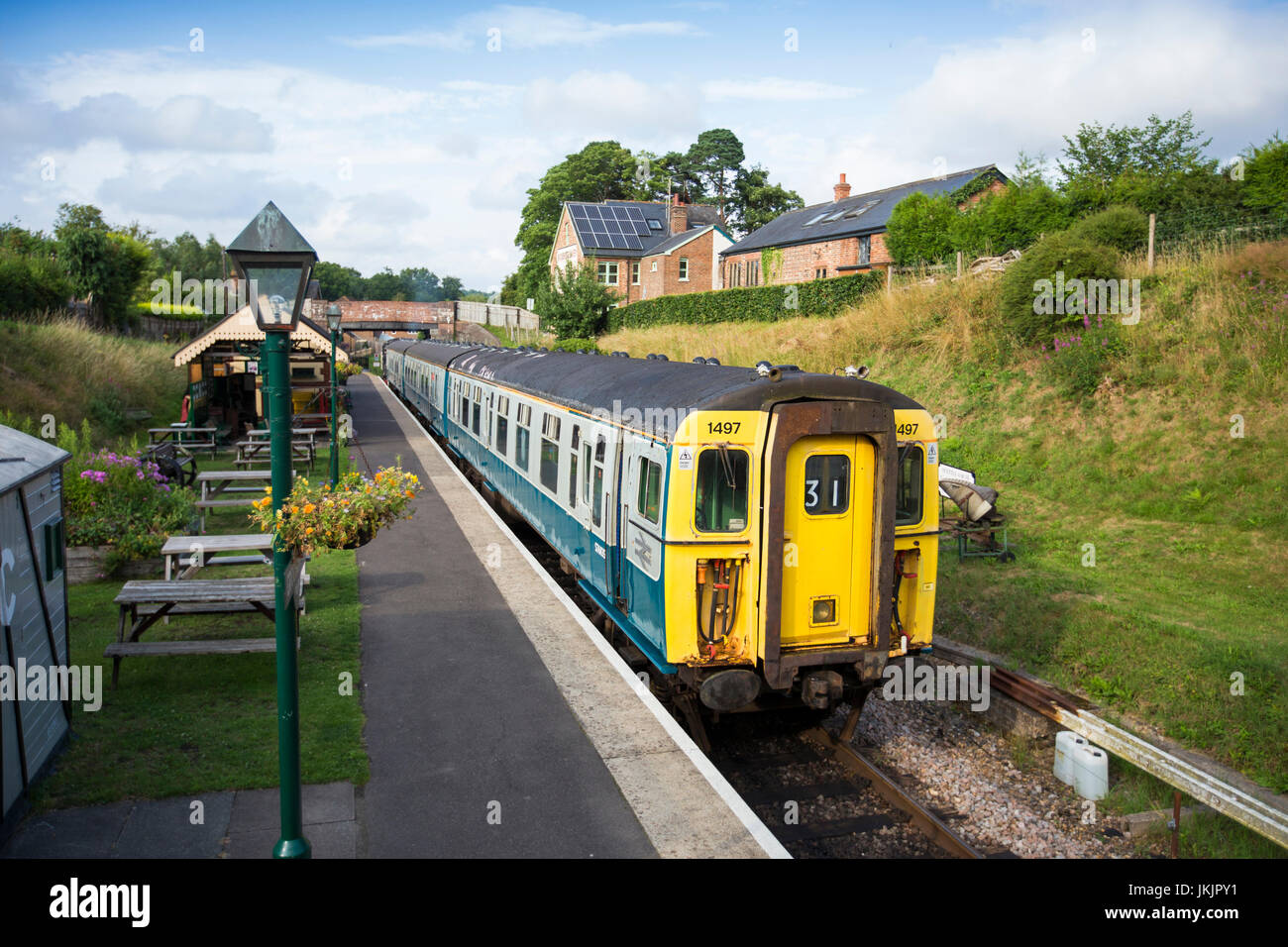 The Spa Valley Railway (SVR) is a standard gauge heritage railway that runs from Tunbridge Wells West railway station in Tunbridge Wells to High Rocks Stock Photo