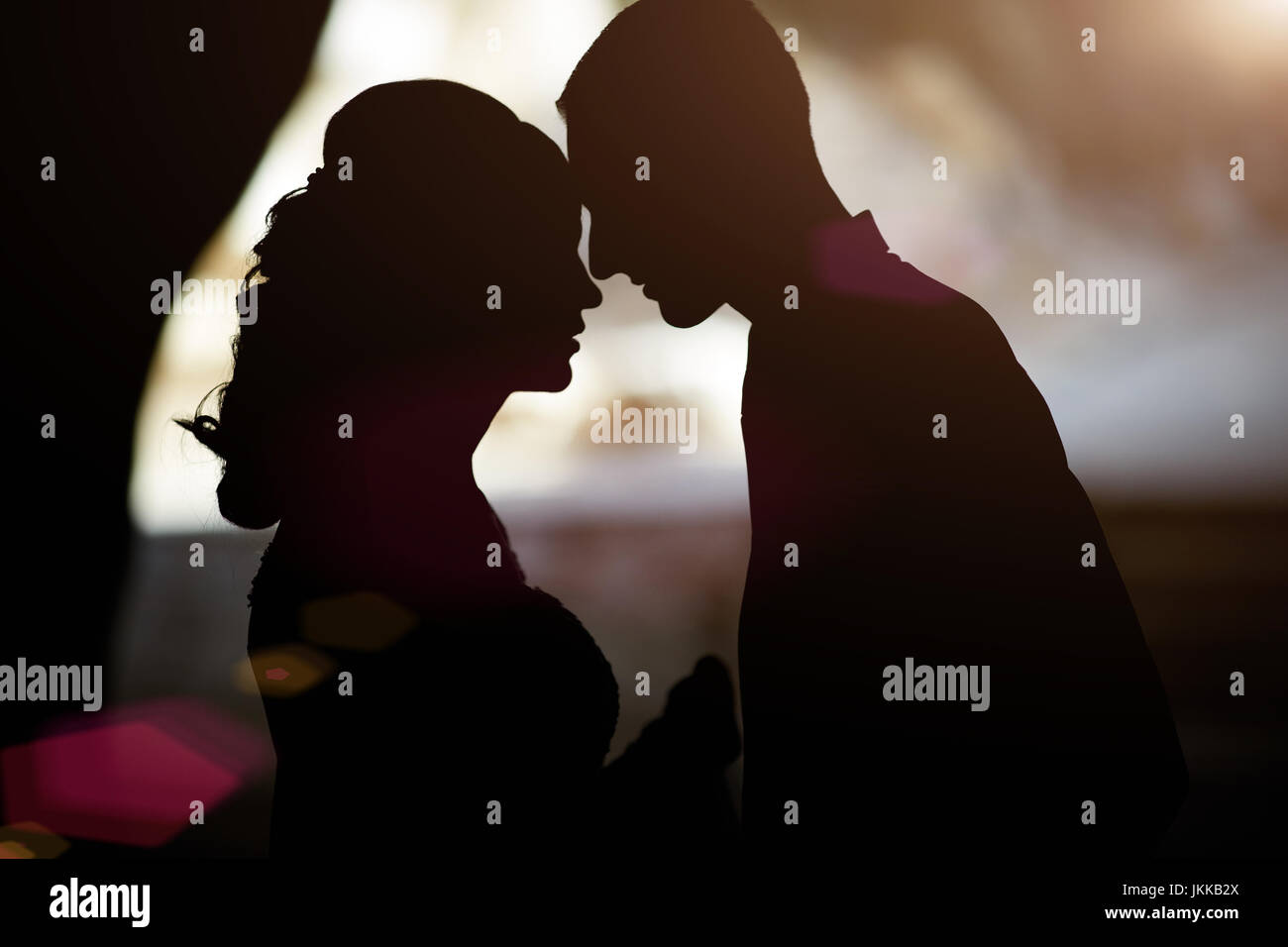 Man woman silhouette hi-res stock photography and images - Alamy