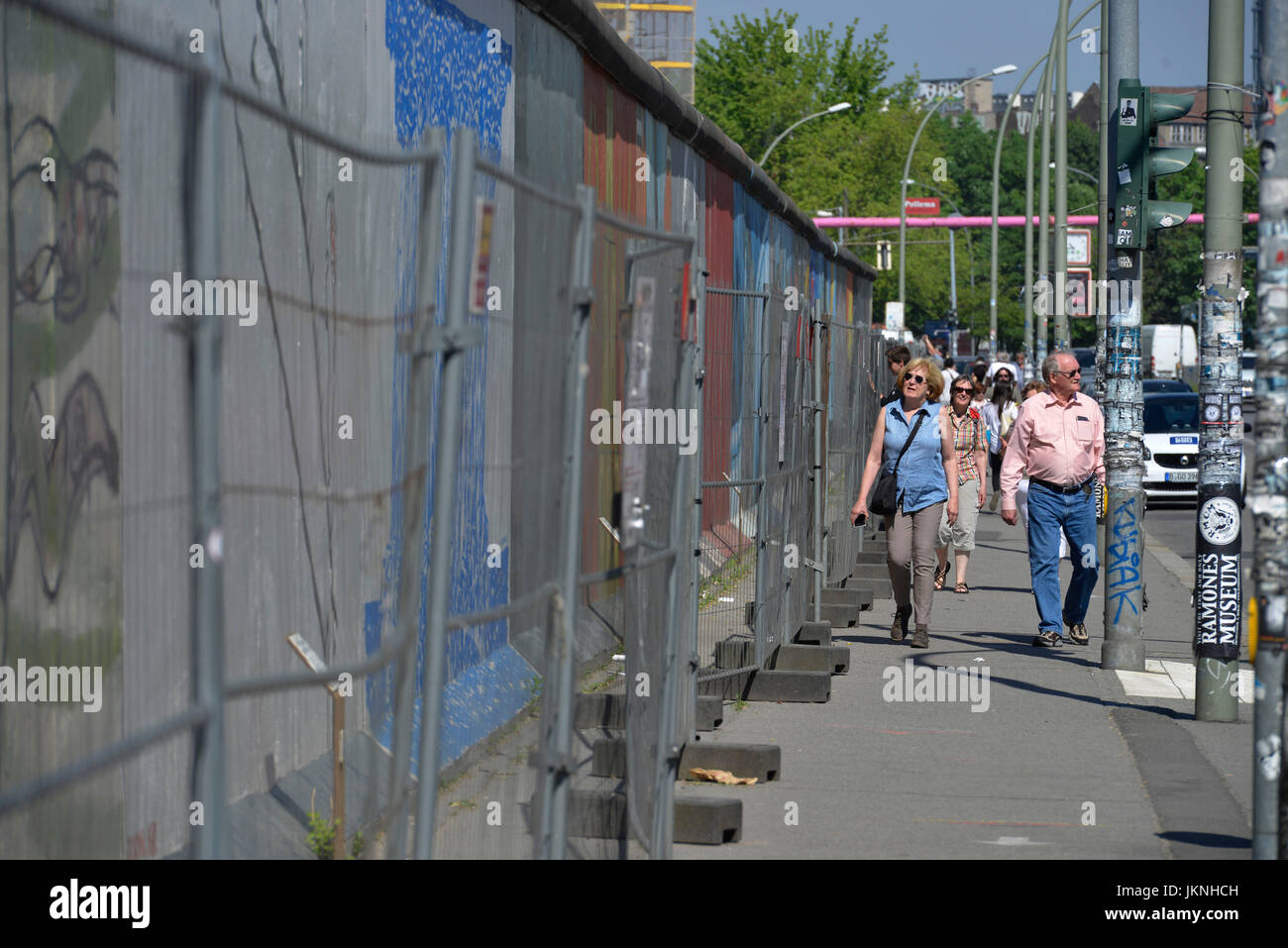Scaffoldings, East Side Gallery, M?hlenstrasse, Friedrich's grove, Berlin, Germany, Gerueste, Muehlenstrasse, Friedrichshain, Deutschland Stock Photo