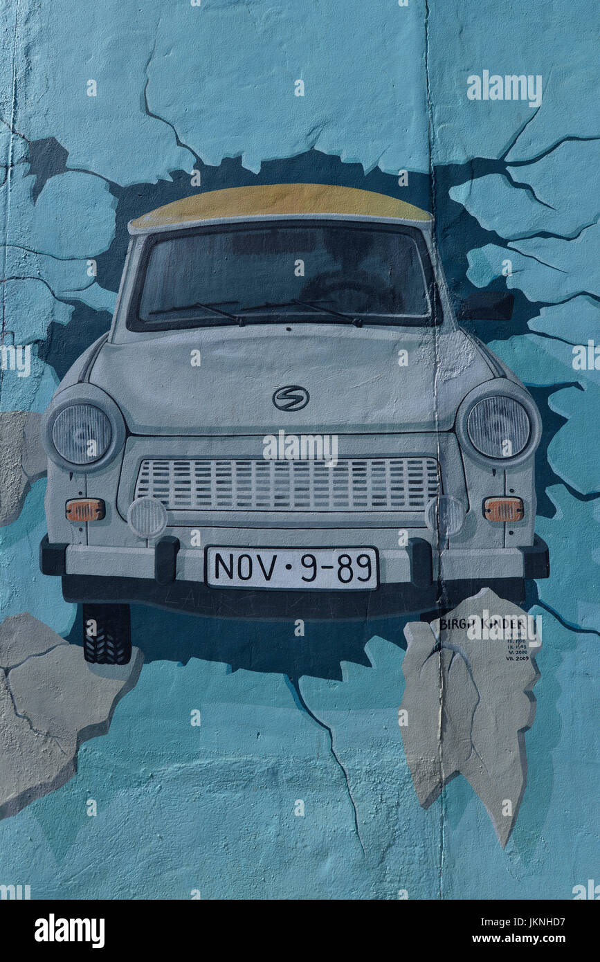Trabi, East Side Gallery, M?hlenstrasse, Friedrich's grove, Berlin, Germany, Muehlenstrasse, Friedrichshain, Deutschland Stock Photo