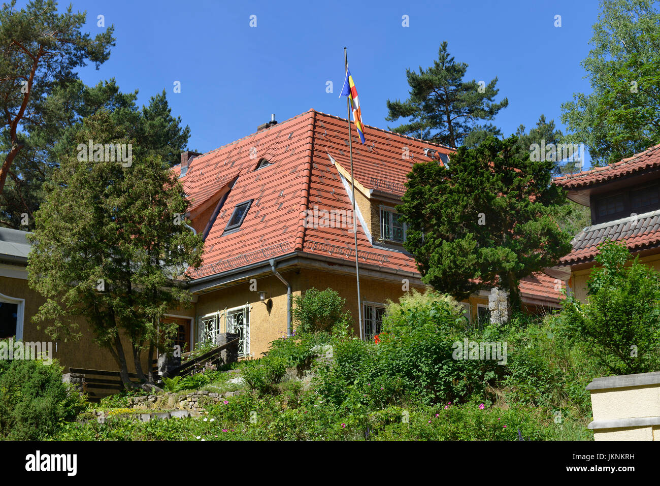 Buddhist House Noble Court Dam Frohnau Village Reinicken