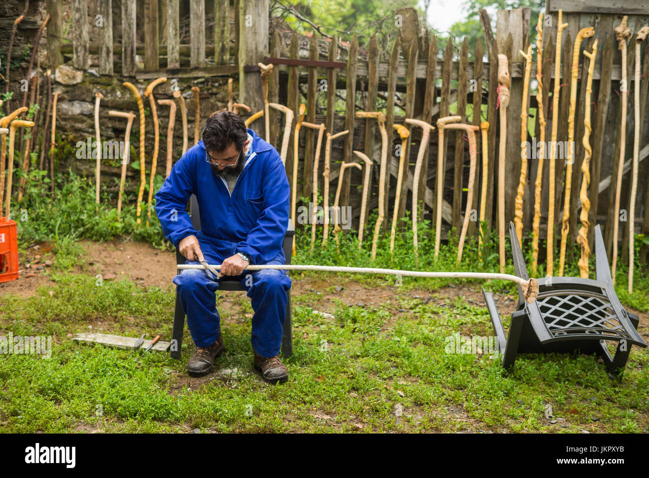 man manufactures walking sticks, near Palas de Rei, Spain, Europe. Camino  de santiago Stock Photo - Alamy