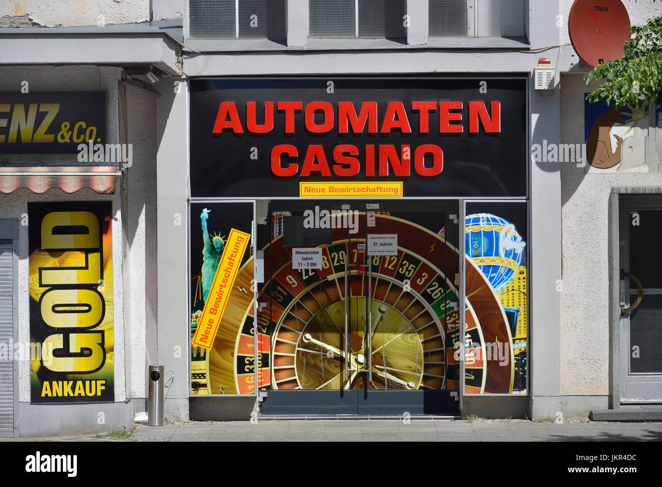 Machine casino, Kurt's Schumacher place, village Reinicken, Berlin, Germany, Automatencasino, Kurt-Schumacher-Platz, Reinickendorf, Deutschland Stock Photo
