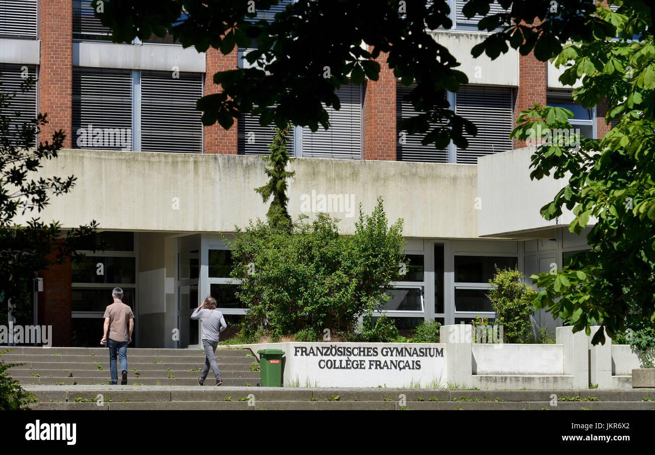 French high school, Derfflinger street, zoo, middle, Berlin, Germany ...