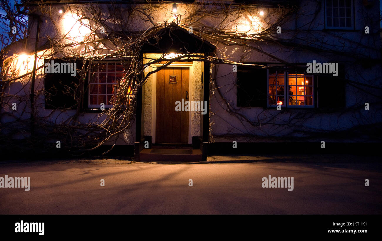 The Holly Bush pub, Potters Crouch Lane, St Albans Stock Photo Alamy