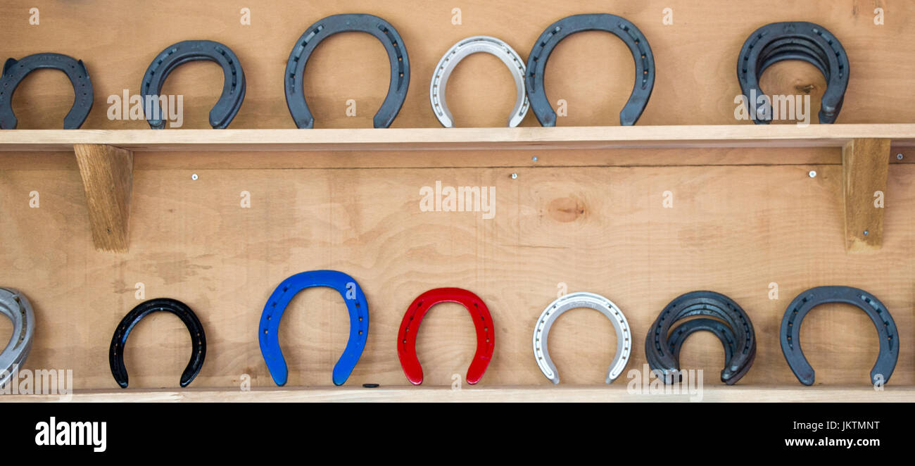 Horseshoe [made of metal] hires stock photography and images Alamy