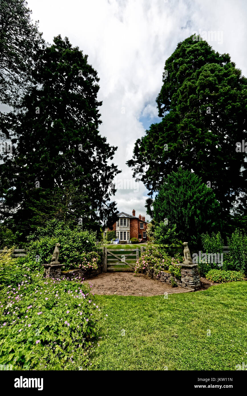 Abbey Dore Court Garden is in glorious Herefordshire and is a beautiful