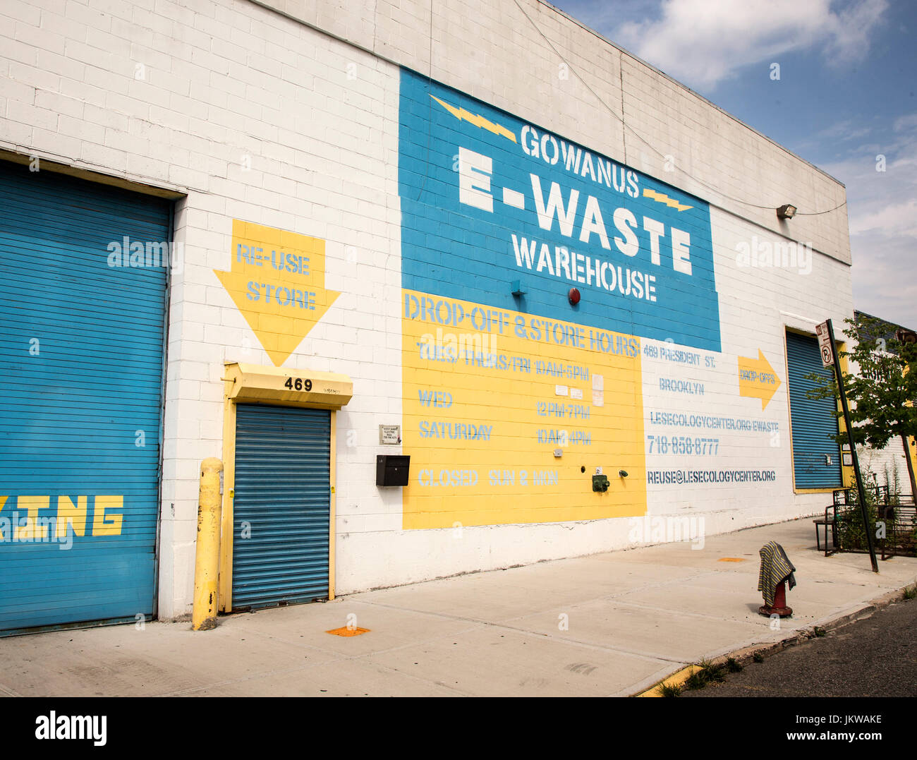 An e-waste warehouse in Brooklyn, New York Stock Photo