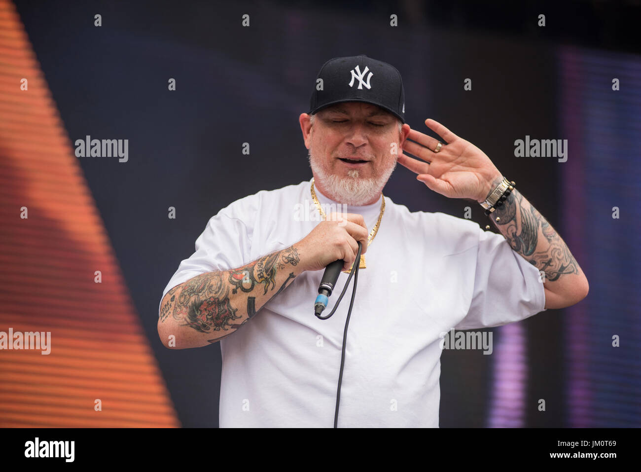 Everlast Rapperg Everlast rapper hi-res stock photography and images - Alamy