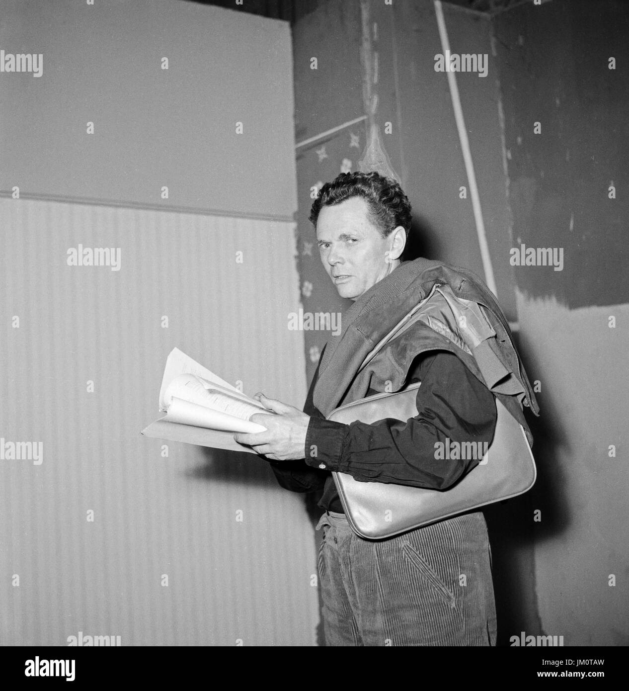 Deutscher Regisseur John Olden, Deutschland 1950er Jahre. German TV