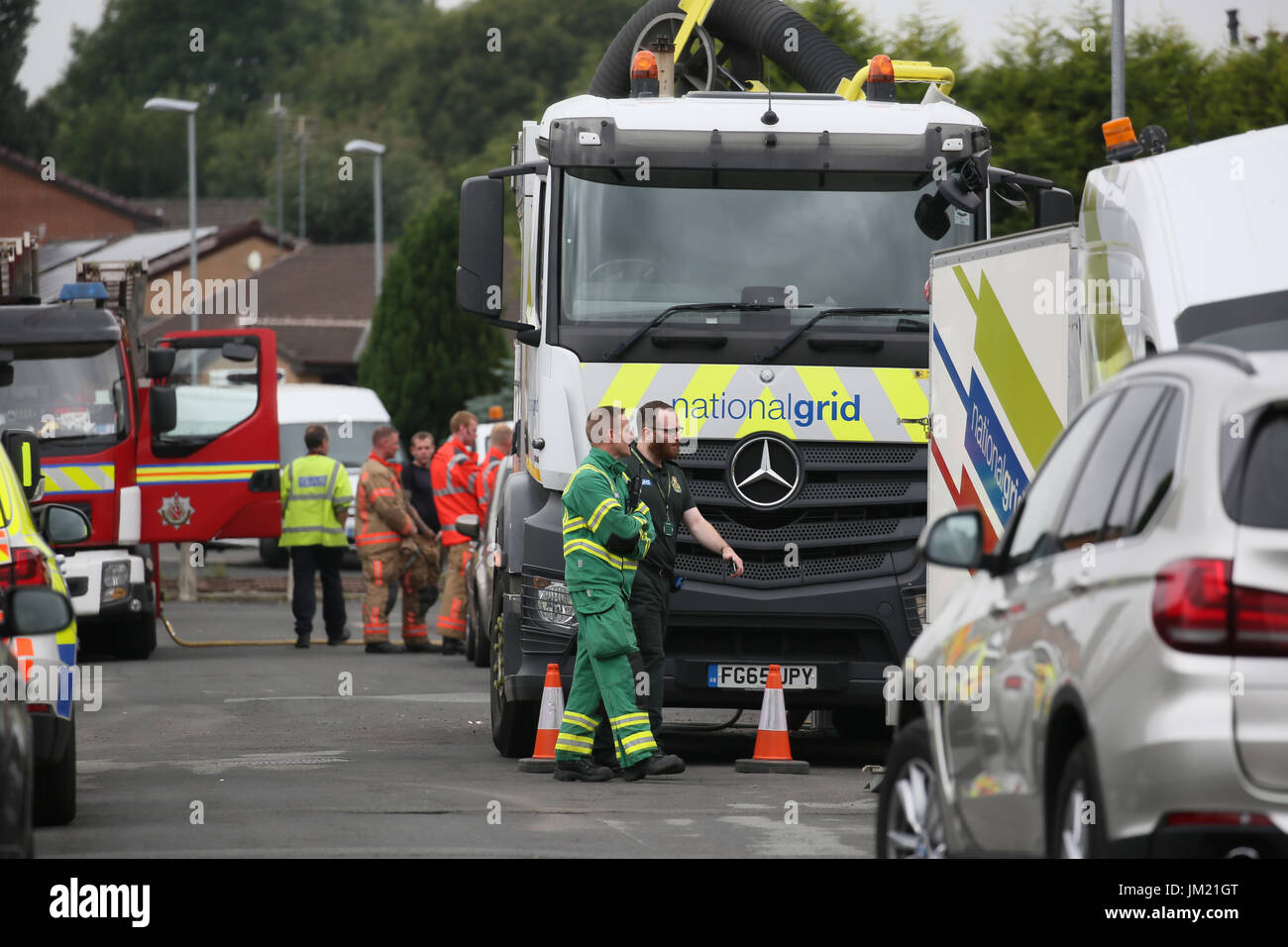 Ambulance Staff High Resolution Stock Photography and Images - Alamy