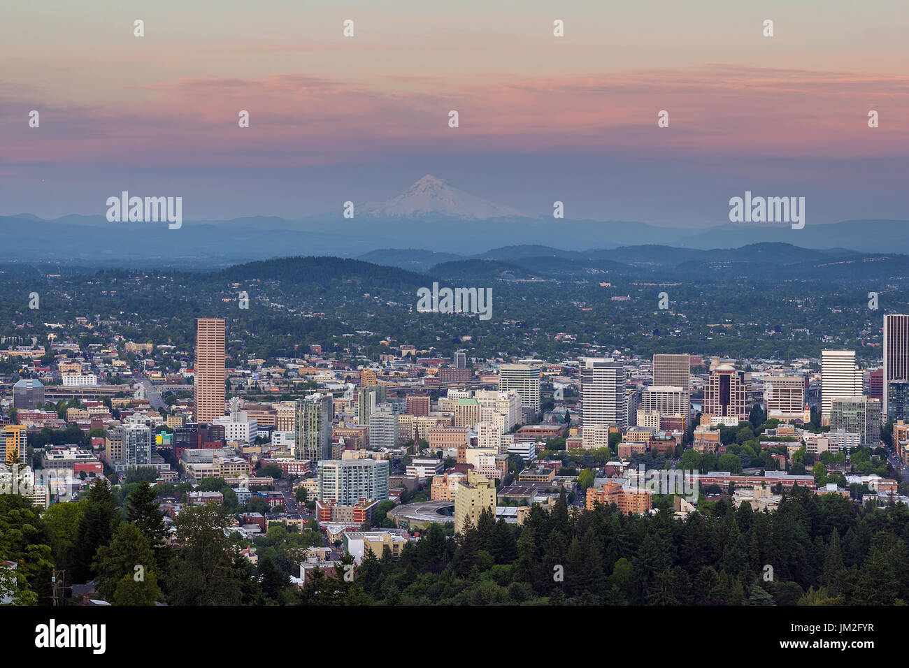 Portland downtown hood hi-res stock photography and images - Alamy