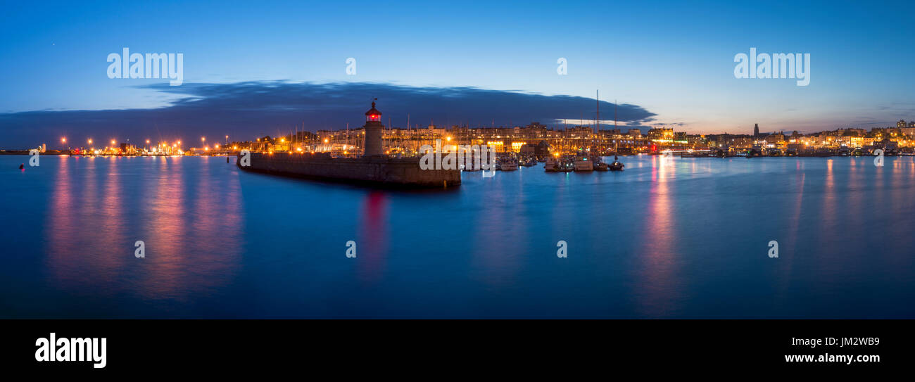 Ramsgate pier hires stock photography and images Alamy