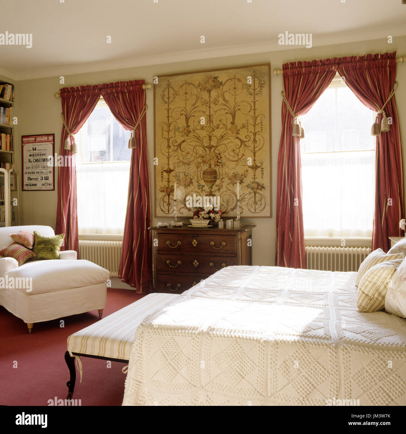 18th Century Victorian Style Bedroom Stock Photo 150061735