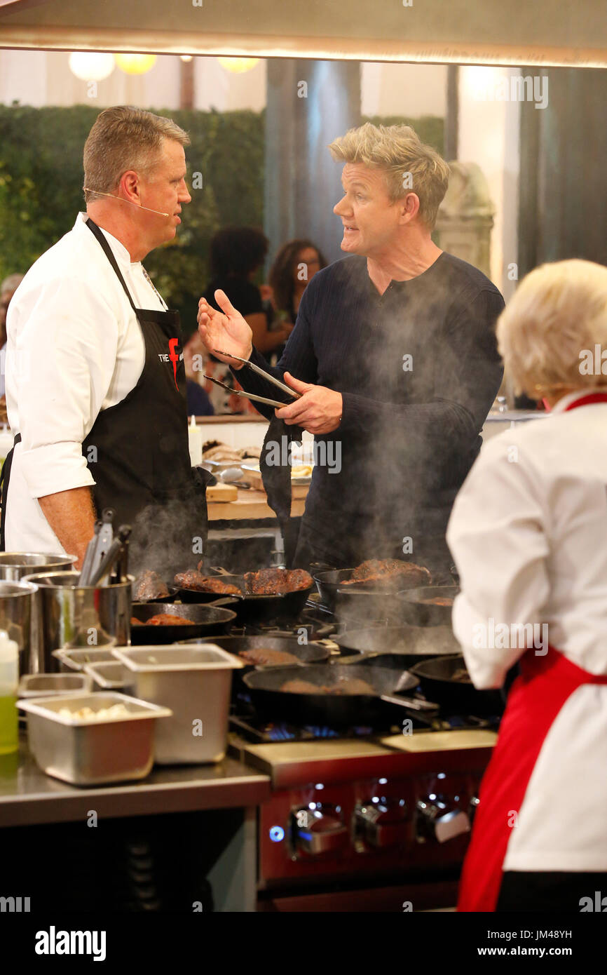 THE F WORD WITH GORDON RAMSAY, center: Gordon Ramsay with contestants ...