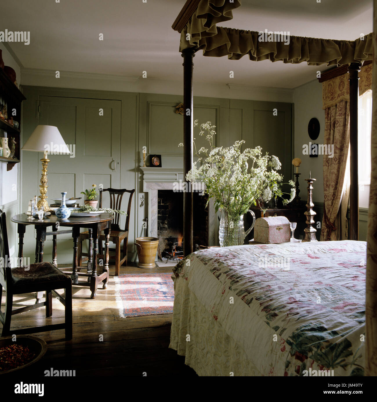 Georgian Style Bedroom Stock Photo 150071627 Alamy