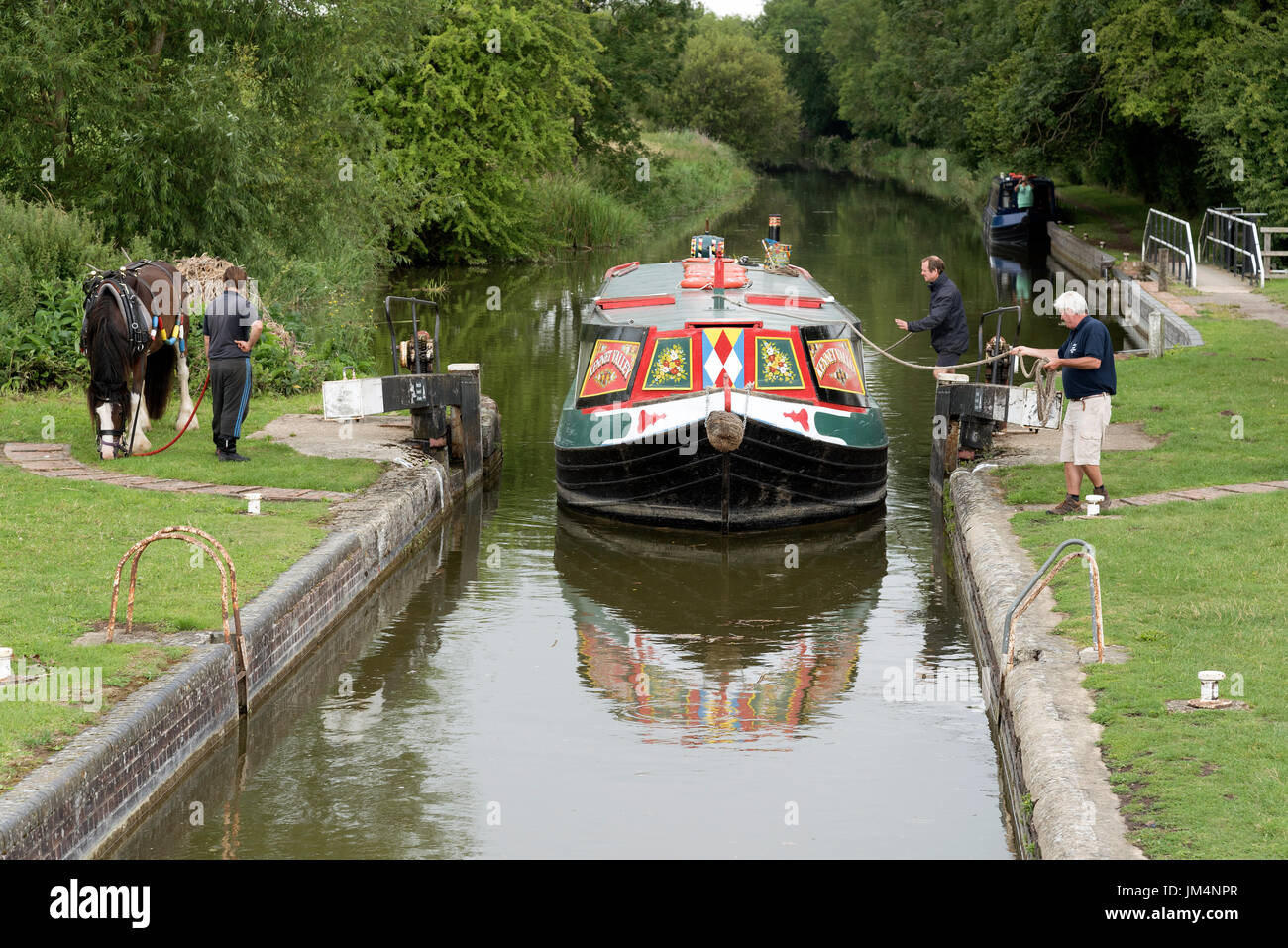 Horse Drawn Narrowboat Stock Photos & Horse Drawn Narrowboat Stock ...