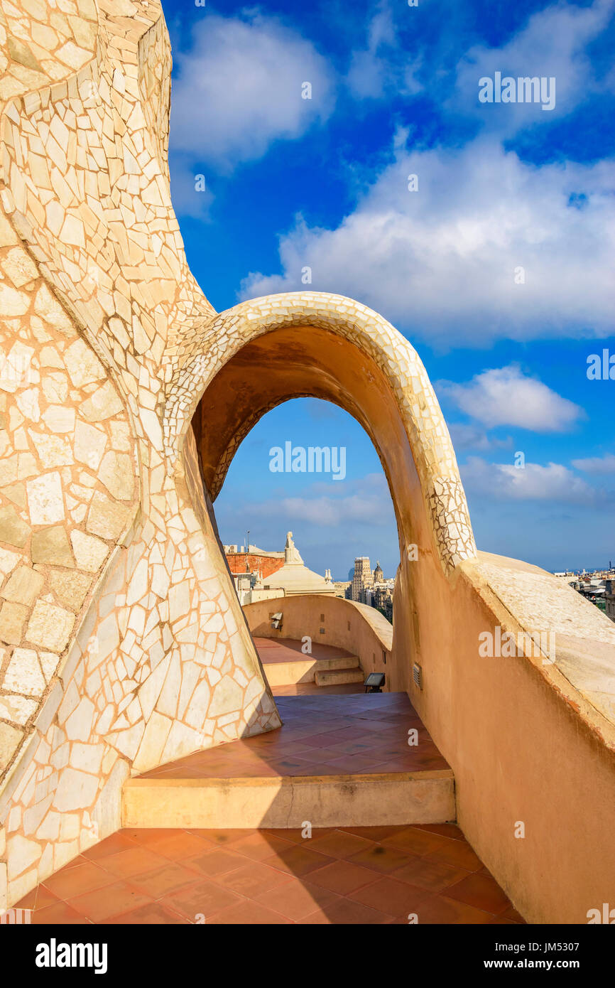 Casa Milla, details of the facade of the house made by the architect